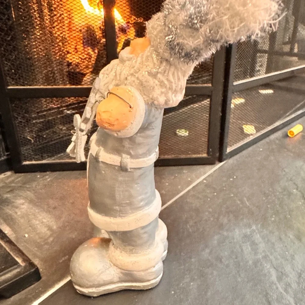 Charming‎ Santa Claus Figurine Christmas Holiday Decor Tabletop Display